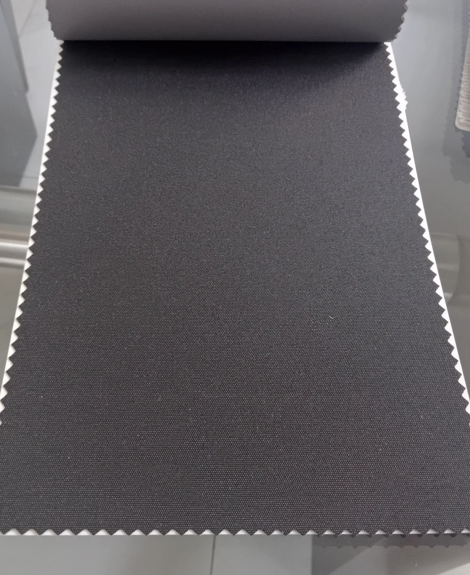 Persiana Enrollable Black Out Tamina II
